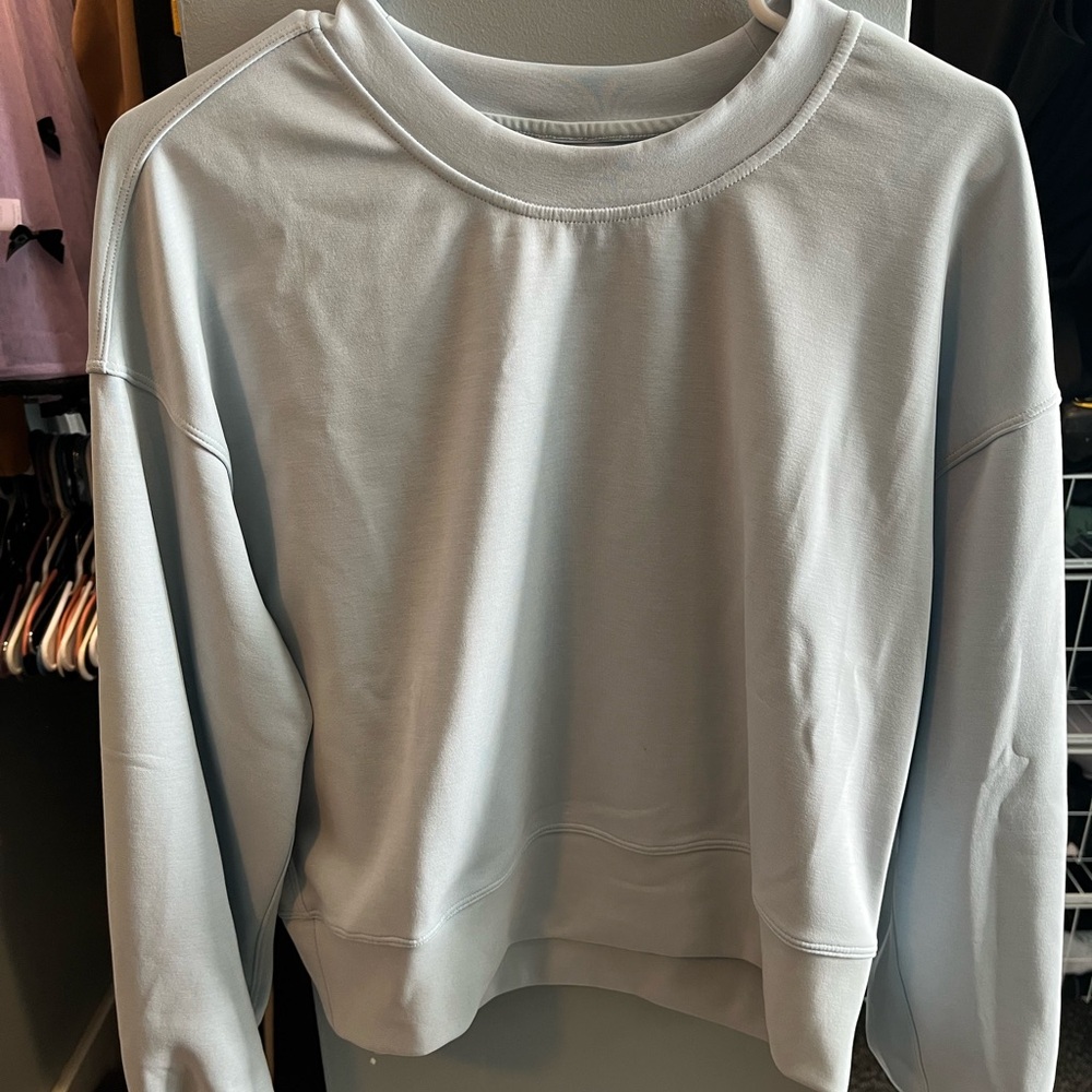 Lululemon Powder Blue Softstreme Cropped Crew - Size 4